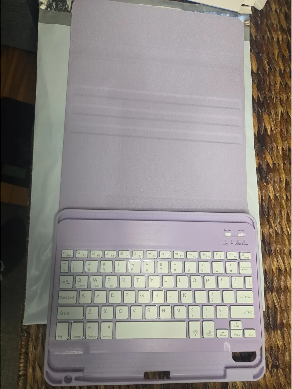 Harvipou Keyboard Case for iPad Air 11” 5th/4th Gen – Purple – Detachable